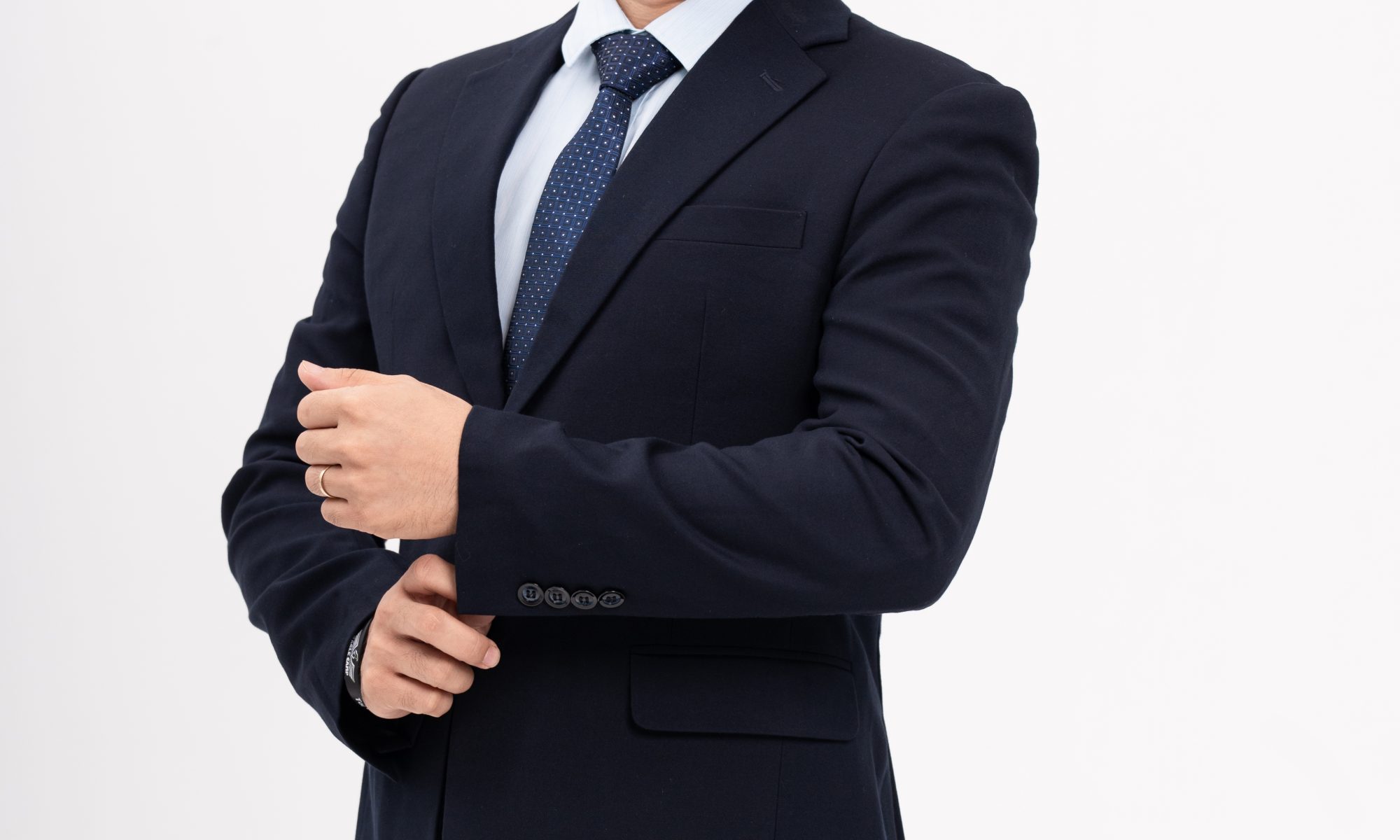 Chân dung Nguyễn Quang Hòa – người theo đuổi chữa lành từ gốc như cách xử lý rầy xanh sầu riêng