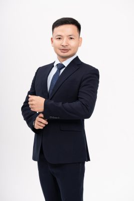 Chân dung Nguyễn Quang Hòa – người theo đuổi chữa lành từ gốc như cách xử lý rầy xanh sầu riêng