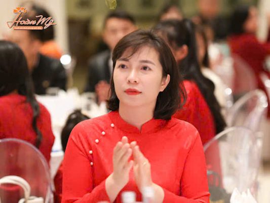 Bác sĩ Lê Thị Yến – bản lĩnh, điềm tĩnh và kỷ luật, giống người làm vườn hiểu rõ cách trồng sầu riêng