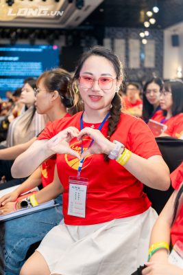 Tinh thần kết nối và kỷ luật hành động – bài học giúp sầu riêng đậu trái bền vững