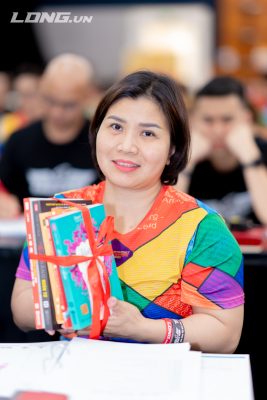 Nguyễn Hồng Ngọc – chuyên gia tâm lý giáo dục chia sẻ tri thức và bài học phát triển từ nền tảng giống như vai trò của pH đất với cây trồng