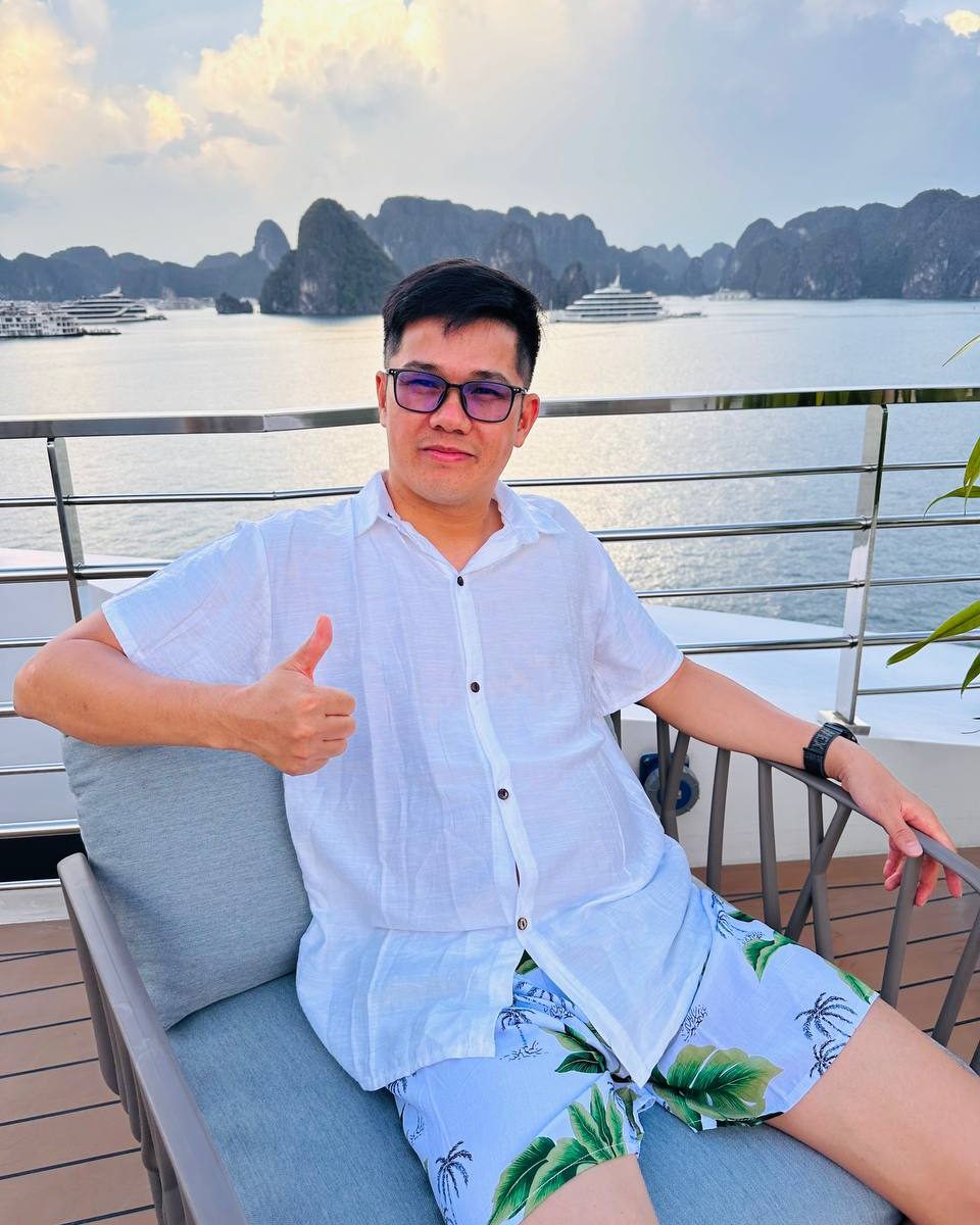 Nguyễn Hữu Tuyên doanh nhân kinh doanh online tận hưởng cuộc sống tự do tại Hạ Long