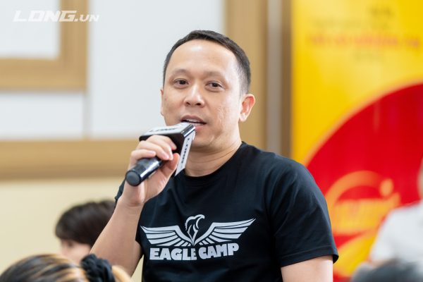 Nguyễn Mạnh Dương chia sẻ triết lý xây nền tảng vững chắc như bộ rễ sầu riêng trong giáo dục và phát triển con người