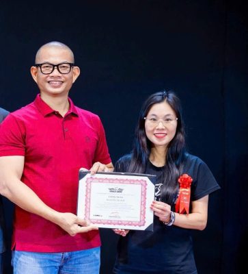 Nguyễn Thị Huế tham gia chương trình học phát triển bản thân và rèn luyện tư duy